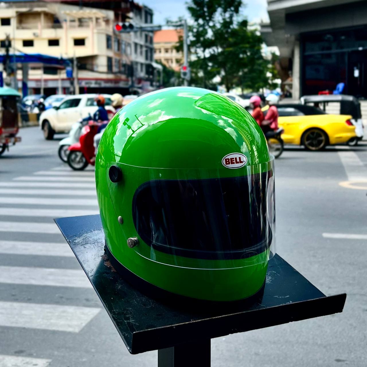 Bell Helmets STAR II Green - KMX Helmets